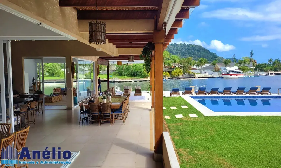 Foto 1 de Casa de Condomínio à venda, 800m2 em Guaruja - SP