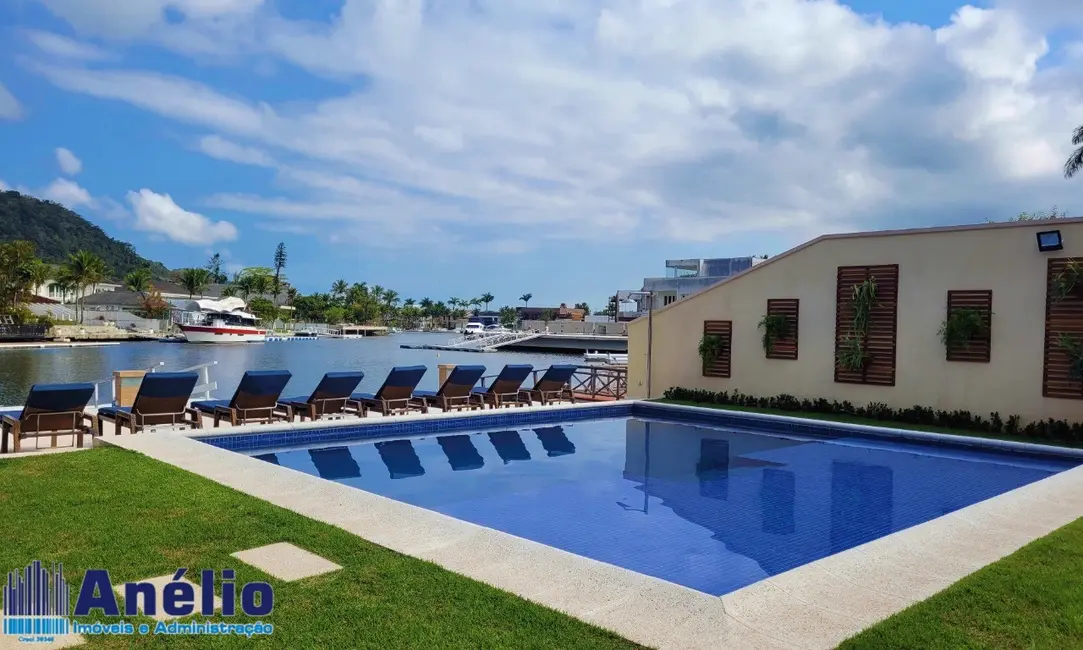 Foto 2 de Casa de Condomínio à venda, 800m2 em Guaruja - SP