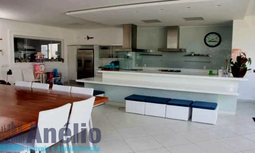 Sala Comercial com 5 quartos à venda em Acapulco, Guaruja - SP - imagem 9 Foto 9 de Sala Comercial com 5 quartos à venda em Acapulco, Guaruja - SP