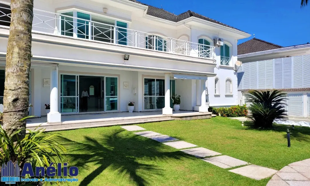 Casa de Condomínio com 4 quartos à venda e para alugar, 850m2 em Guaruja - SP - imagem 2 Foto 2 de Casa de Condomínio com 4 quartos à venda e para alugar, 850m2 em Guaruja - SP
