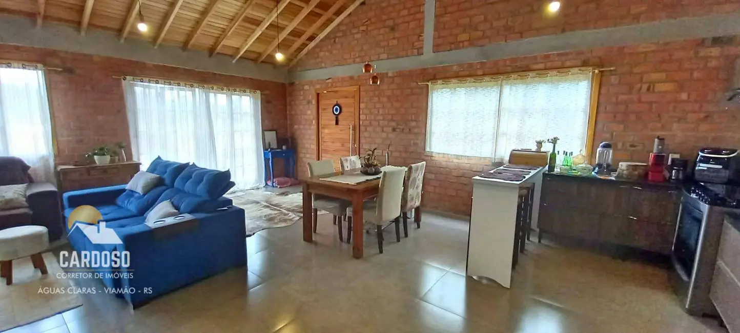 Sítio / Rancho com 3 quartos à venda, 780m2 em Viamao - RS - imagem 3 Foto 3 de Sítio / Rancho com 3 quartos à venda, 780m2 em Viamao - RS