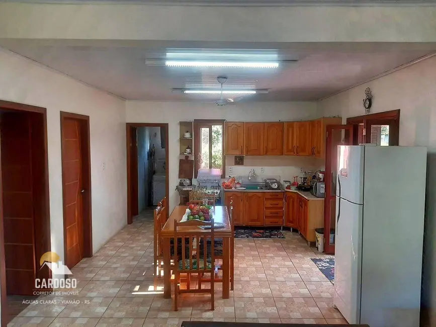 Sítio / Rancho com 3 quartos à venda, 450m2 em Viamao - RS - imagem 4 Foto 4 de Sítio / Rancho com 3 quartos à venda, 450m2 em Viamao - RS