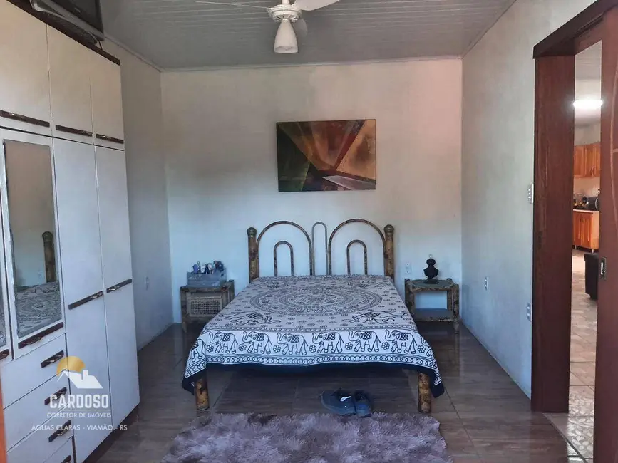 Sítio / Rancho com 3 quartos à venda, 450m2 em Viamao - RS - imagem 6 Foto 6 de Sítio / Rancho com 3 quartos à venda, 450m2 em Viamao - RS