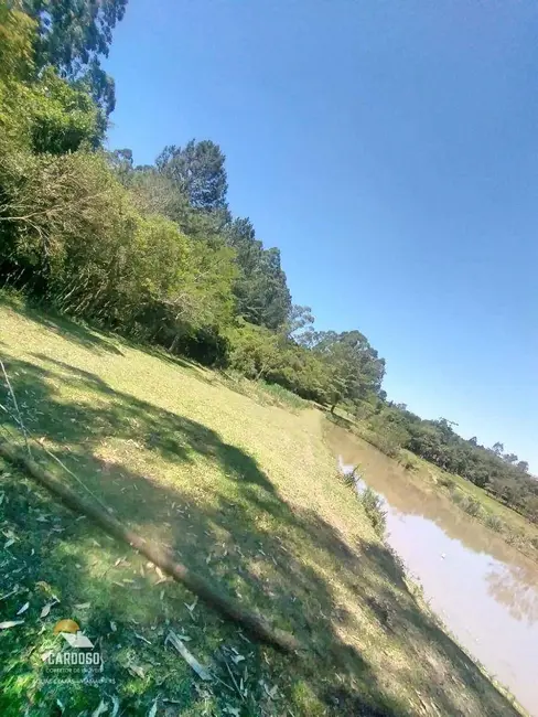 Sítio / Rancho com 2 quartos à venda, 25000m2 em Lomba do Pinheiro, Viamao - RS - imagem 4 Foto 4 de Sítio / Rancho com 2 quartos à venda, 25000m2 em Lomba do Pinheiro, Viamao - RS