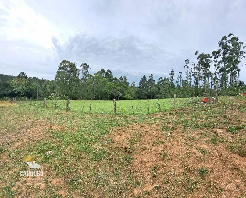 Sítio / Rancho com 2 quartos à venda, 25000m2 em Lomba do Pinheiro, Viamao - RS - imagem 7 Foto 7 de Sítio / Rancho com 2 quartos à venda, 25000m2 em Lomba do Pinheiro, Viamao - RS
