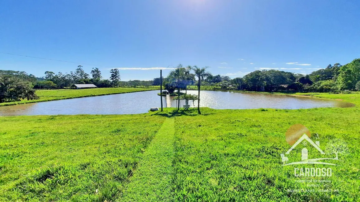 Foto 2 de Sítio / Rancho com 4 quartos à venda, 49000m2 em Passo do Vigário, Viamao - RS