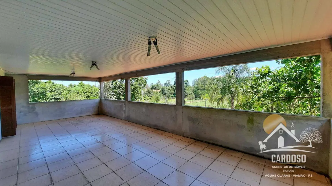 Sítio / Rancho com 4 quartos à venda, 900m2 em Viamao - RS - imagem 4 Foto 4 de Sítio / Rancho com 4 quartos à venda, 900m2 em Viamao - RS