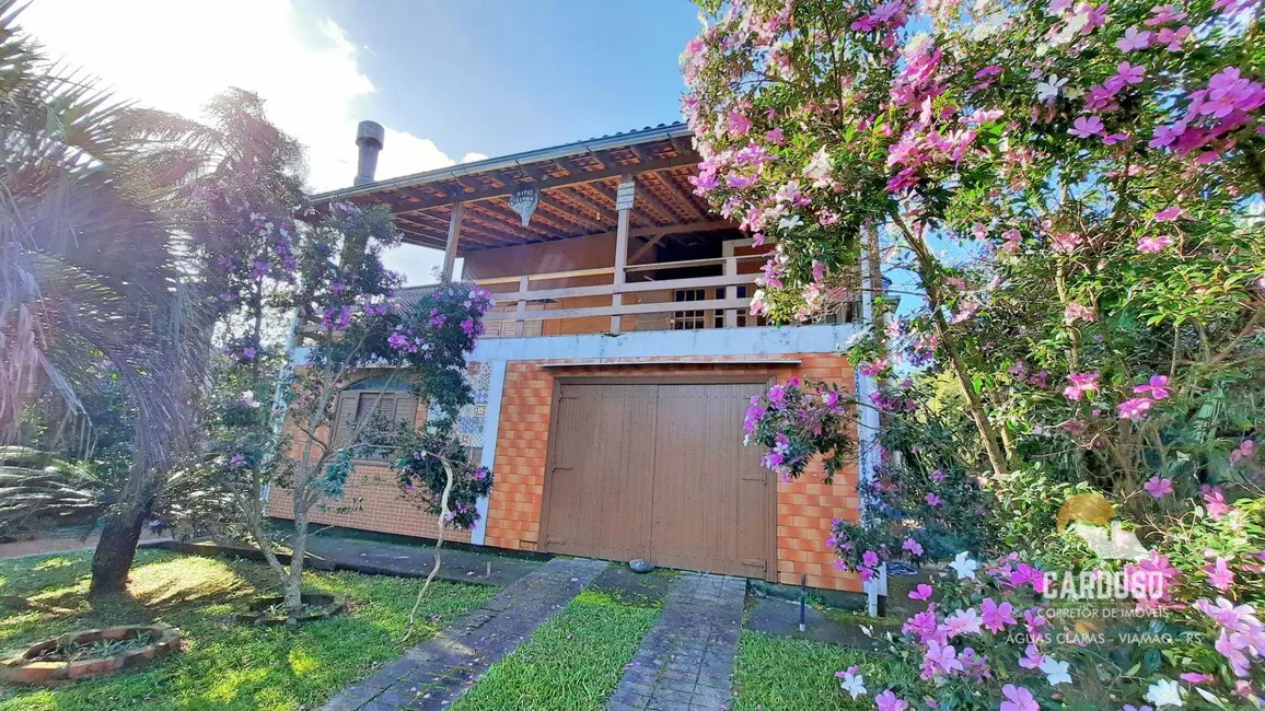 Sítio / Rancho com 3 quartos à venda, 960m2 em Viamao - RS - imagem 2 Foto 2 de Sítio / Rancho com 3 quartos à venda, 960m2 em Viamao - RS