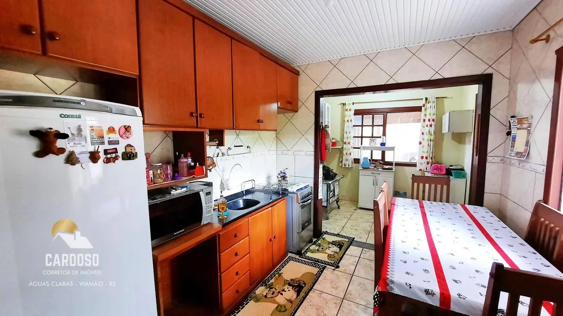 Sítio / Rancho com 3 quartos à venda, 1000m2 em Viamao - RS - imagem 5 Foto 5 de Sítio / Rancho com 3 quartos à venda, 1000m2 em Viamao - RS
