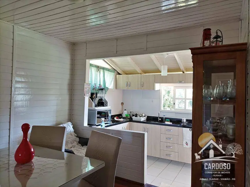 Sítio / Rancho com 2 quartos à venda, 558m2 em Viamao - RS - imagem 3 Foto 3 de Sítio / Rancho com 2 quartos à venda, 558m2 em Viamao - RS