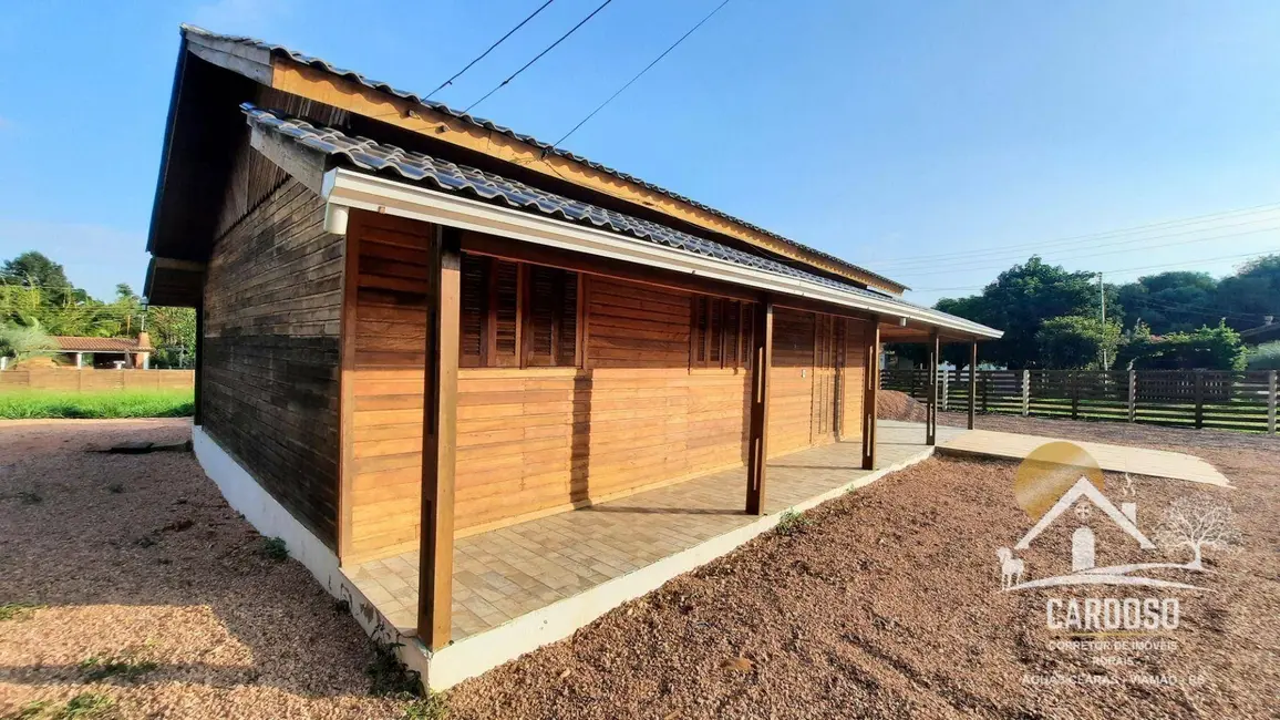 Sítio / Rancho com 3 quartos à venda, 1163m2 em Viamao - RS - imagem 5 Foto 5 de Sítio / Rancho com 3 quartos à venda, 1163m2 em Viamao - RS