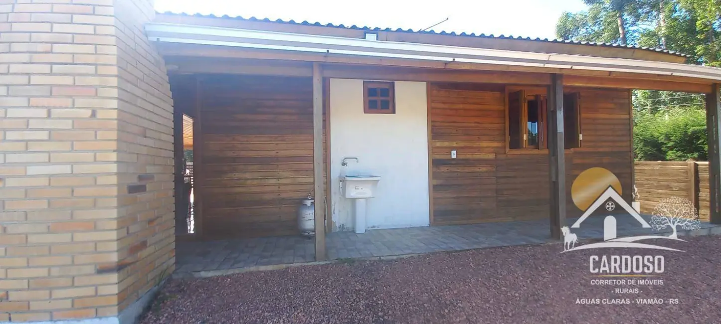 Sítio / Rancho com 3 quartos à venda, 1163m2 em Viamao - RS - imagem 8 Foto 8 de Sítio / Rancho com 3 quartos à venda, 1163m2 em Viamao - RS