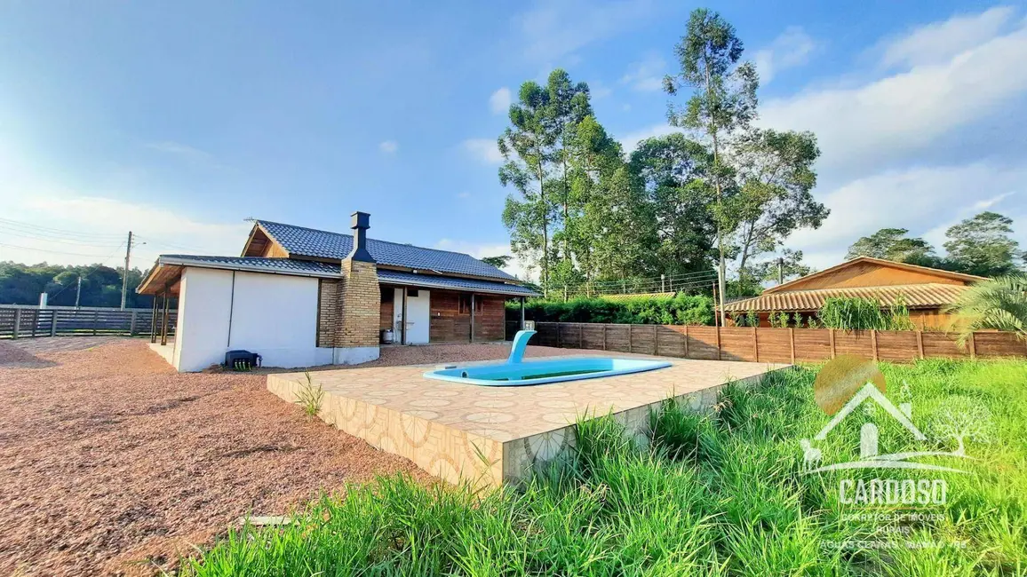 Sítio / Rancho com 3 quartos à venda, 1163m2 em Viamao - RS - imagem 3 Foto 3 de Sítio / Rancho com 3 quartos à venda, 1163m2 em Viamao - RS