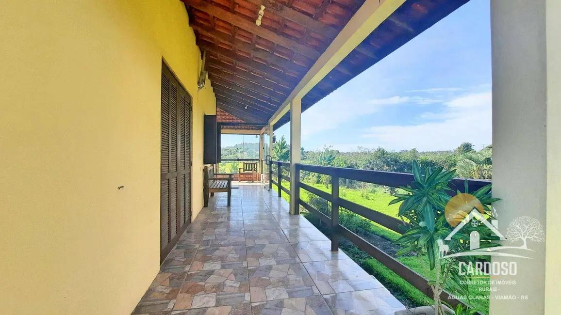 Sítio / Rancho com 3 quartos à venda, 801m2 em Viamao - RS - imagem 3 Foto 3 de Sítio / Rancho com 3 quartos à venda, 801m2 em Viamao - RS
