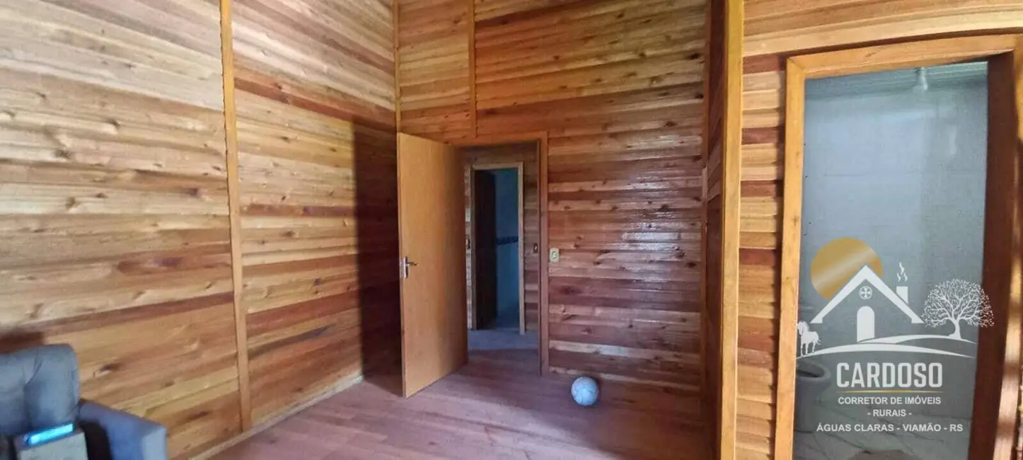 Sítio / Rancho com 2 quartos à venda, 645m2 em Viamao - RS - imagem 7 Foto 7 de Sítio / Rancho com 2 quartos à venda, 645m2 em Viamao - RS