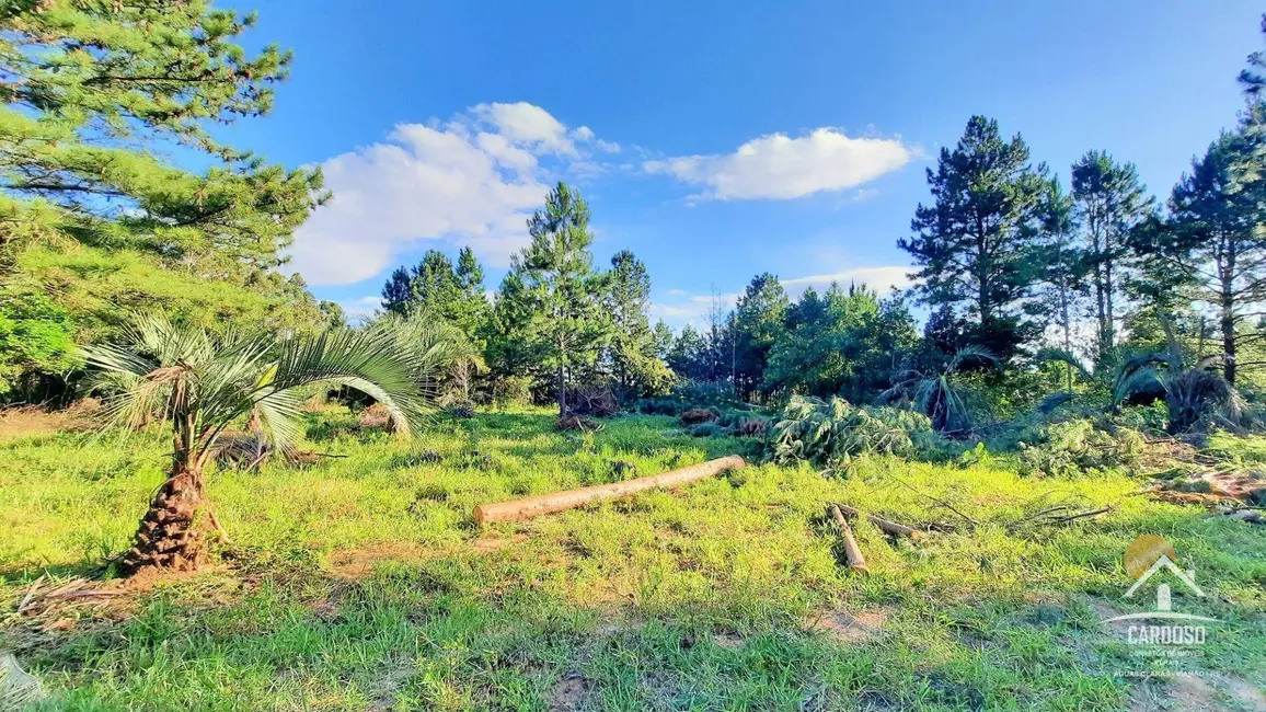 Foto 2 de Terreno / Lote à venda, 1400m2 em Viamao - RS