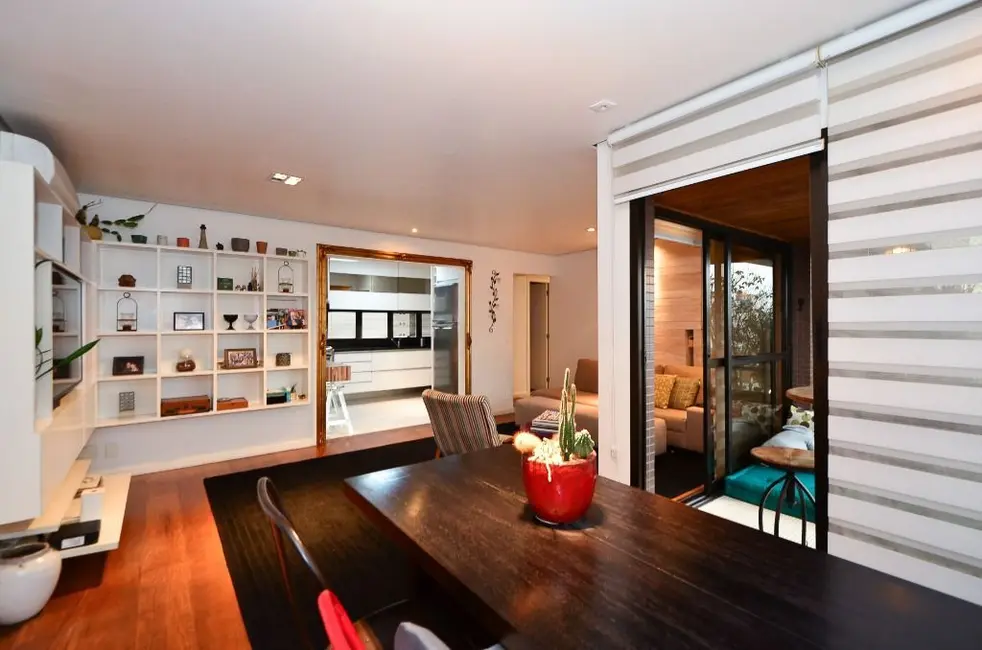 Apartamento com 2 quartos à venda, 108m2 em Vila Madalena, São Paulo - SP - imagem 9 Foto 9 de Apartamento com 2 quartos à venda, 108m2 em Vila Madalena, São Paulo - SP