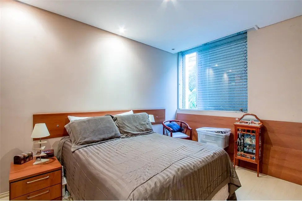 Apartamento com 3 quartos à venda, 140m2 em Cerqueira César, São Paulo - SP - imagem 7 Foto 7 de Apartamento com 3 quartos à venda, 140m2 em Cerqueira César, São Paulo - SP