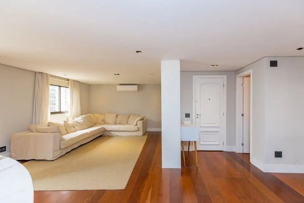 Apartamento com 4 quartos à venda, 150m2 em Moema, São Paulo - SP - imagem 9 Foto 9 de Apartamento com 4 quartos à venda, 150m2 em Moema, São Paulo - SP