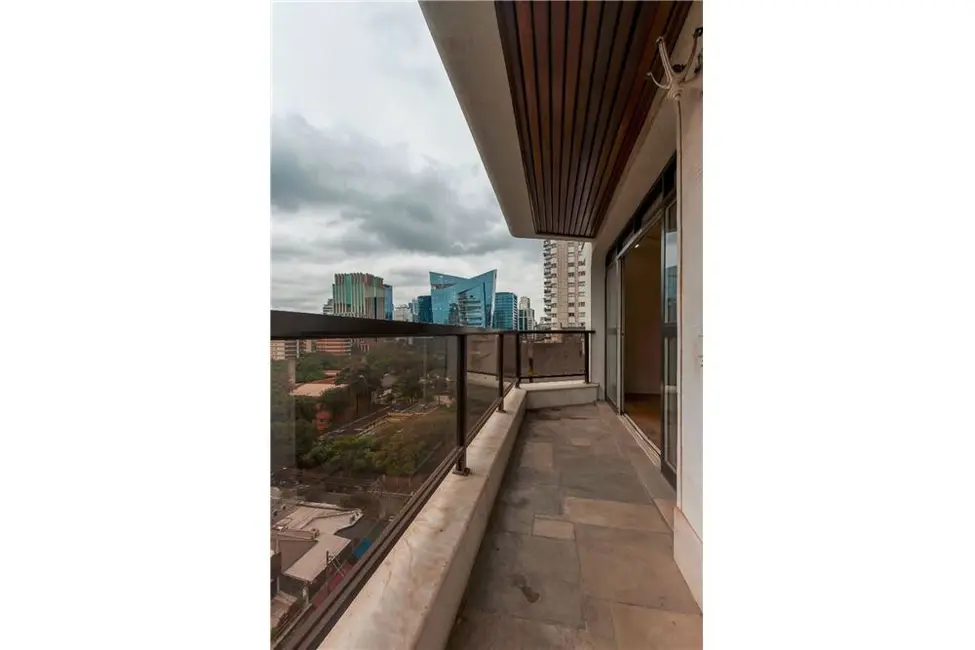 Apartamento com 3 quartos à venda, 185m2 em Itaim Bibi, São Paulo - SP - imagem 5 Foto 5 de Apartamento com 3 quartos à venda, 185m2 em Itaim Bibi, São Paulo - SP