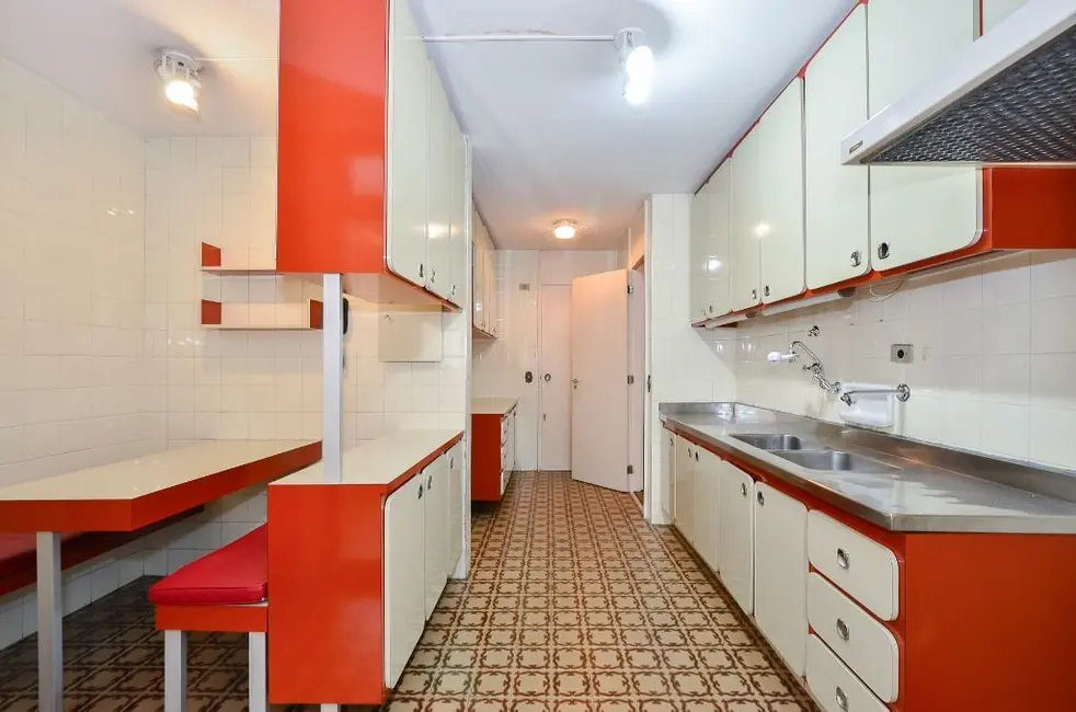 Foto 6 de Apartamento com 3 quartos à venda, 127m2 em Itaim Bibi, São Paulo - SP