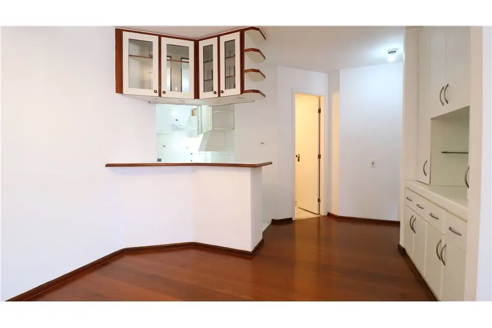 Apartamento com 2 quartos à venda, 71m2 em Pinheiros, São Paulo - SP - imagem 5 Foto 5 de Apartamento com 2 quartos à venda, 71m2 em Pinheiros, São Paulo - SP