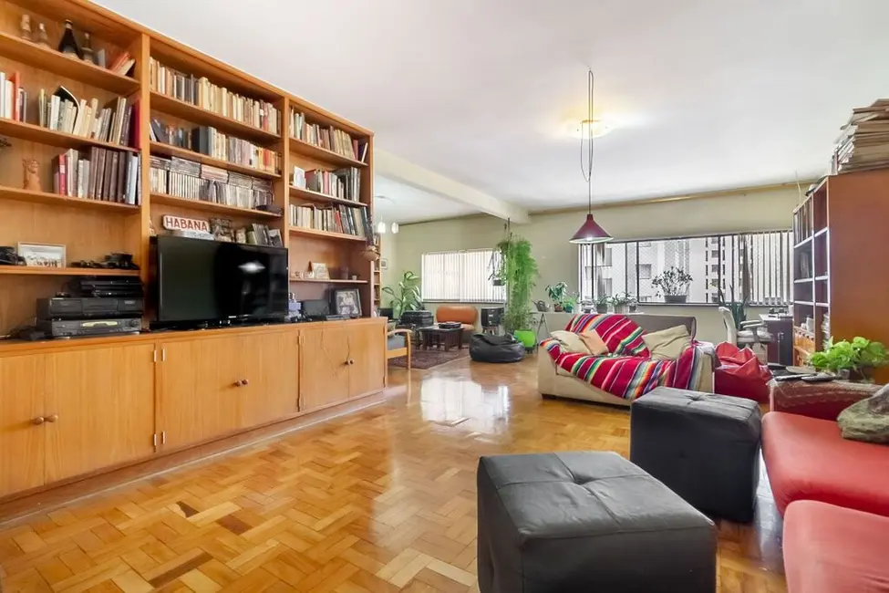 Foto 1 de Apartamento com 3 quartos à venda, 200m2 em Jardim Paulista, São Paulo - SP