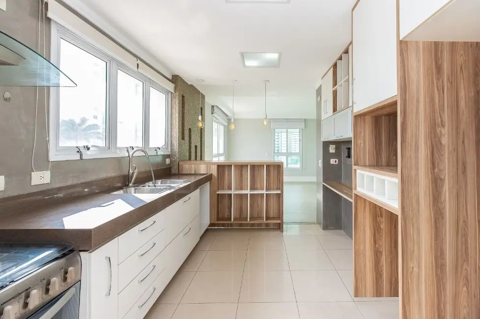 Apartamento com 3 quartos à venda, 155m2 em Moema, São Paulo - SP - imagem 7 Foto 7 de Apartamento com 3 quartos à venda, 155m2 em Moema, São Paulo - SP