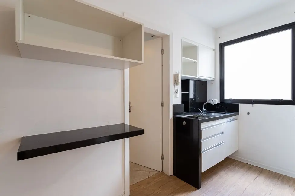 Apartamento com 1 quarto à venda, 31m2 em Moema, São Paulo - SP - imagem 2 Foto 2 de Apartamento com 1 quarto à venda, 31m2 em Moema, São Paulo - SP