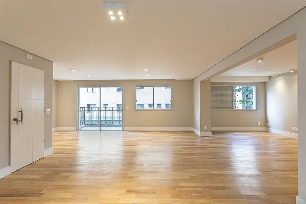 Foto 6 de Apartamento com 2 quartos à venda, 161m2 em Moema, São Paulo - SP