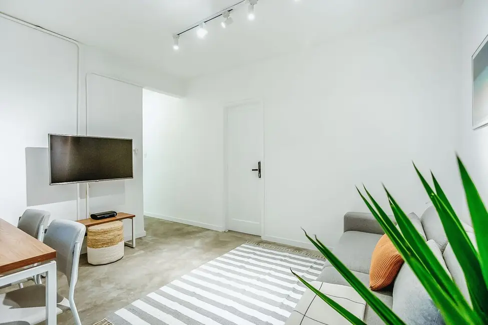 Foto 2 de Apartamento com 3 quartos à venda, 84m2 em Itaim Bibi, São Paulo - SP