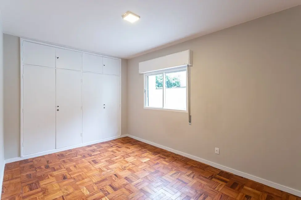 Apartamento com 3 quartos à venda, 140m2 em Jardim América, São Paulo - SP - imagem 8 Foto 8 de Apartamento com 3 quartos à venda, 140m2 em Jardim América, São Paulo - SP