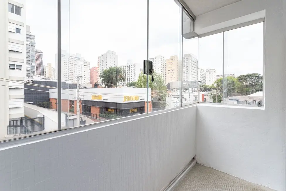 Apartamento com 3 quartos à venda, 140m2 em Jardim América, São Paulo - SP - imagem 2 Foto 2 de Apartamento com 3 quartos à venda, 140m2 em Jardim América, São Paulo - SP