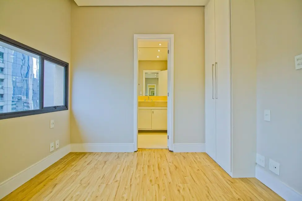 Apartamento com 1 quarto à venda, 62m2 em Vila Olímpia, São Paulo - SP - imagem 4 Foto 4 de Apartamento com 1 quarto à venda, 62m2 em Vila Olímpia, São Paulo - SP