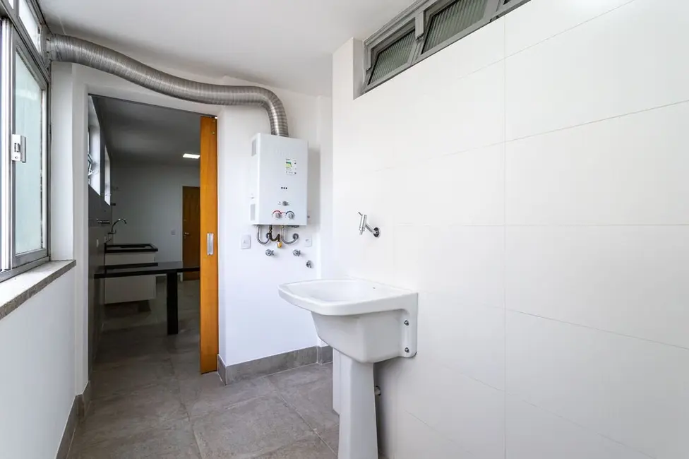Apartamento com 2 quartos à venda, 134m2 em Jardim América, São Paulo - SP - imagem 4 Foto 4 de Apartamento com 2 quartos à venda, 134m2 em Jardim América, São Paulo - SP