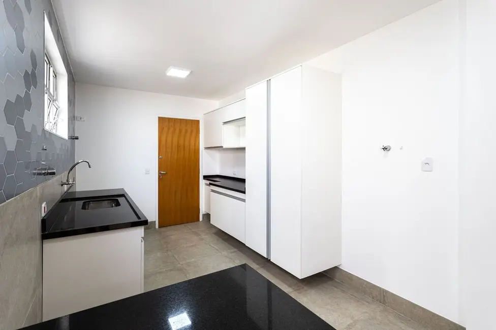 Apartamento com 2 quartos à venda, 134m2 em Jardim América, São Paulo - SP - imagem 8 Foto 8 de Apartamento com 2 quartos à venda, 134m2 em Jardim América, São Paulo - SP