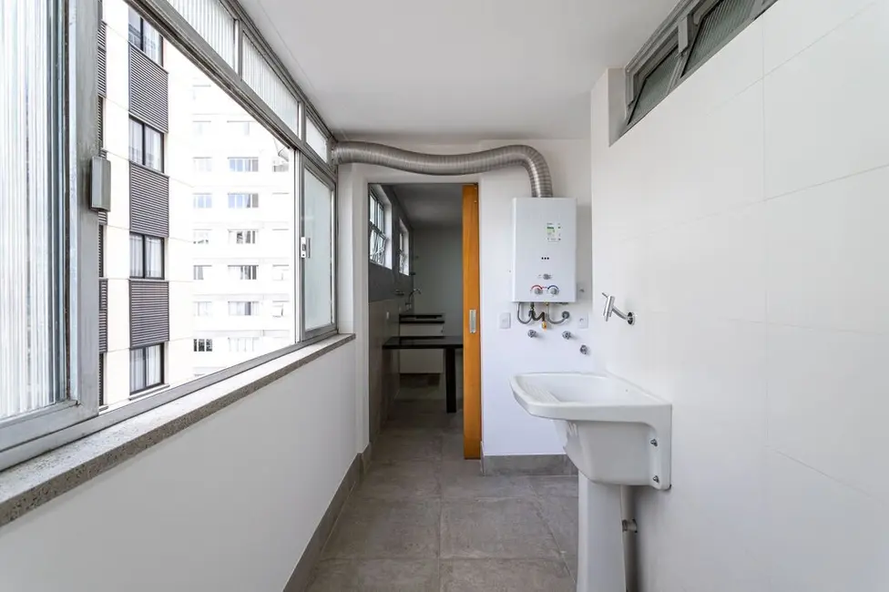 Apartamento com 2 quartos à venda, 134m2 em Jardim América, São Paulo - SP - imagem 6 Foto 6 de Apartamento com 2 quartos à venda, 134m2 em Jardim América, São Paulo - SP