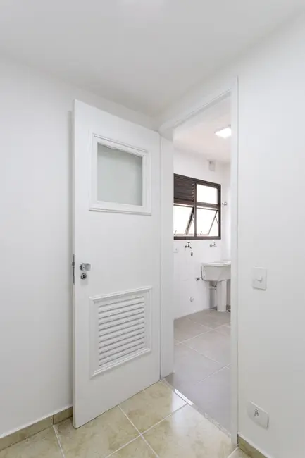 Apartamento com 3 quartos à venda, 88m2 em Moema, São Paulo - SP - imagem 4 Foto 4 de Apartamento com 3 quartos à venda, 88m2 em Moema, São Paulo - SP