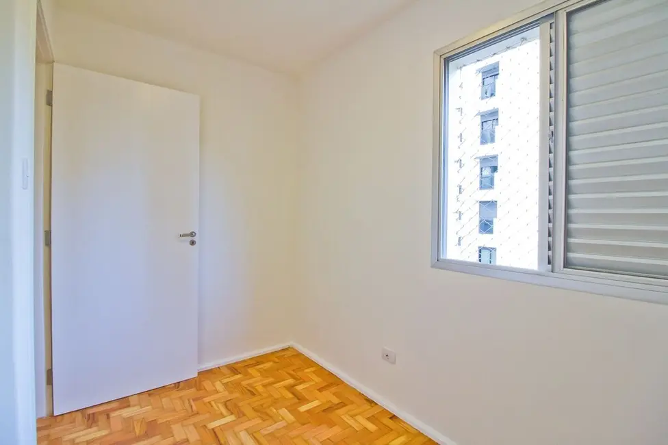Apartamento com 3 quartos à venda, 82m2 em Moema, São Paulo - SP - imagem 6 Foto 6 de Apartamento com 3 quartos à venda, 82m2 em Moema, São Paulo - SP