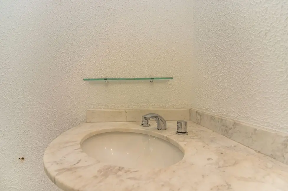 Foto 2 de Apartamento com 1 quarto à venda, 34m2 em Moema, São Paulo - SP