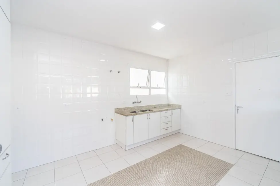 Apartamento com 3 quartos à venda, 140m2 em Jardim América, São Paulo - SP - imagem 6 Foto 6 de Apartamento com 3 quartos à venda, 140m2 em Jardim América, São Paulo - SP