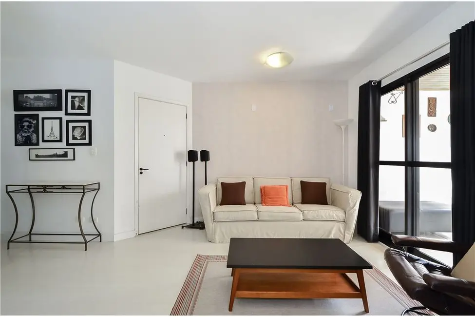 Foto 3 de Apartamento com 3 quartos à venda, 92m2 em Moema, São Paulo - SP