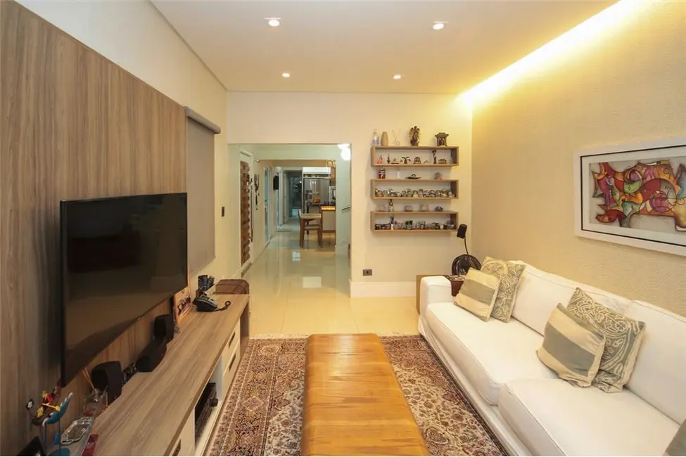 Foto 4 de Casa com 4 quartos à venda, 200m2 em Aclimação, São Paulo - SP