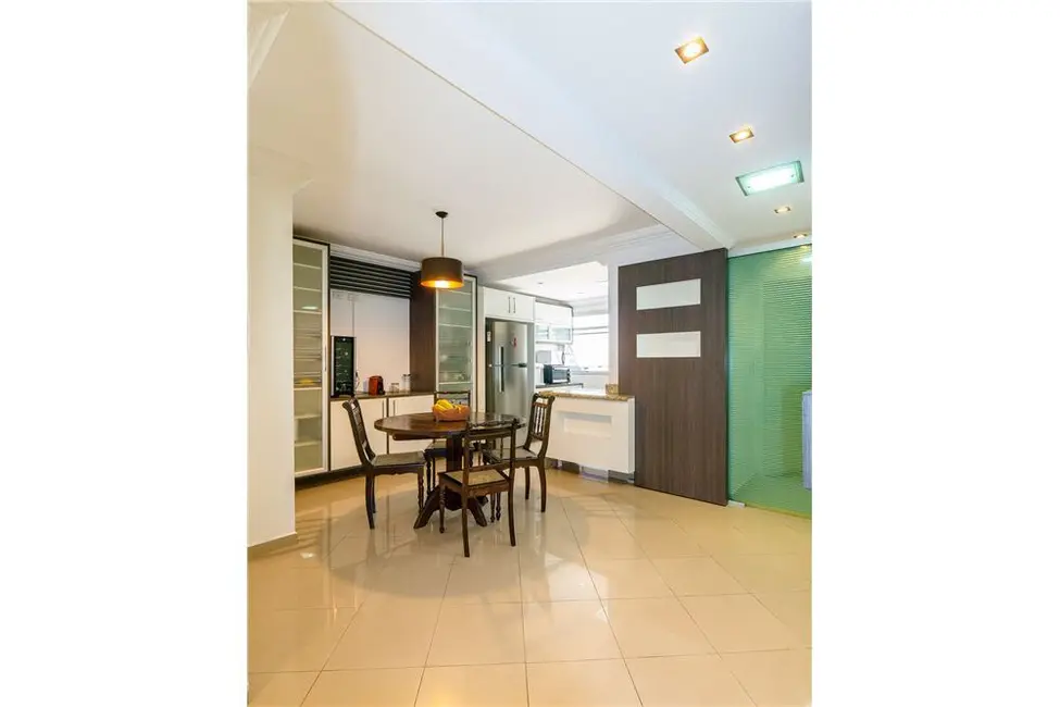 Apartamento com 2 quartos à venda, 107m2 em Moema, São Paulo - SP - imagem 8 Foto 8 de Apartamento com 2 quartos à venda, 107m2 em Moema, São Paulo - SP