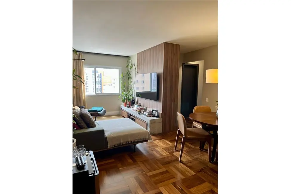 Foto 8 de Apartamento com 2 quartos à venda, 75m2 em Moema, São Paulo - SP