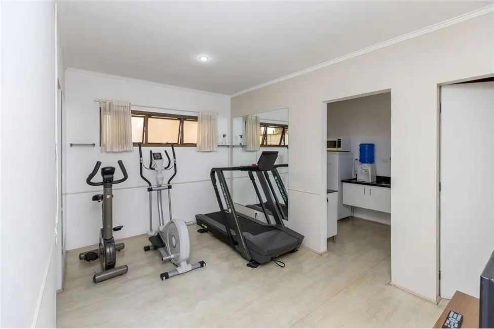 Apartamento com 4 quartos à venda, 150m2 em Moema, São Paulo - SP - imagem 3 Foto 3 de Apartamento com 4 quartos à venda, 150m2 em Moema, São Paulo - SP
