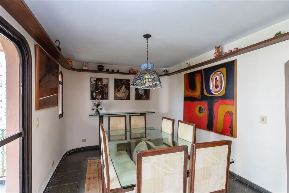 Apartamento com 3 quartos à venda, 210m2 em Moema, São Paulo - SP - imagem 9 Foto 9 de Apartamento com 3 quartos à venda, 210m2 em Moema, São Paulo - SP