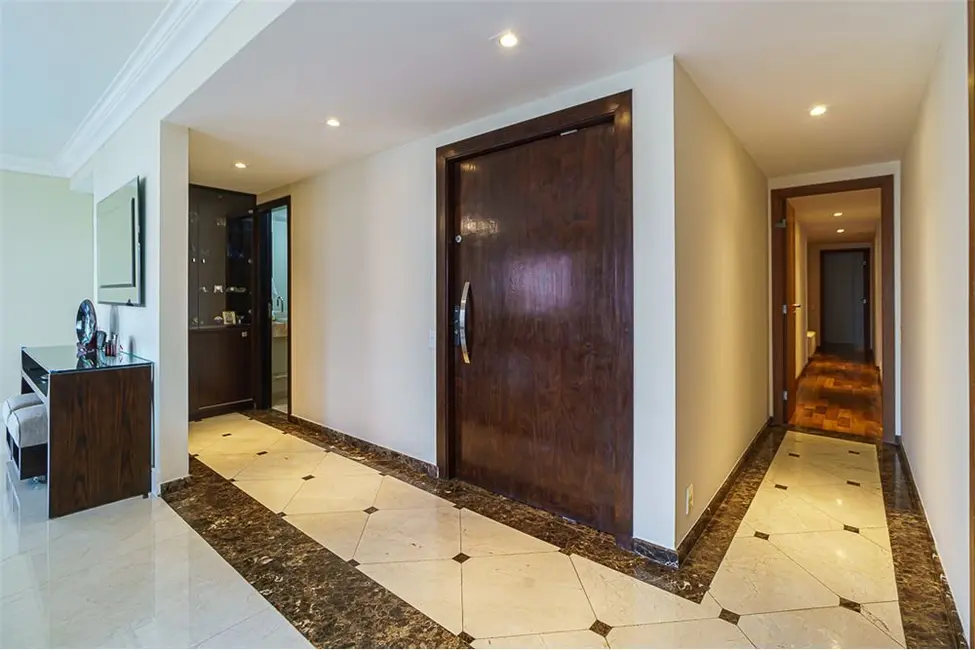 Foto 4 de Apartamento com 3 quartos à venda, 225m2 em Cerqueira César, São Paulo - SP