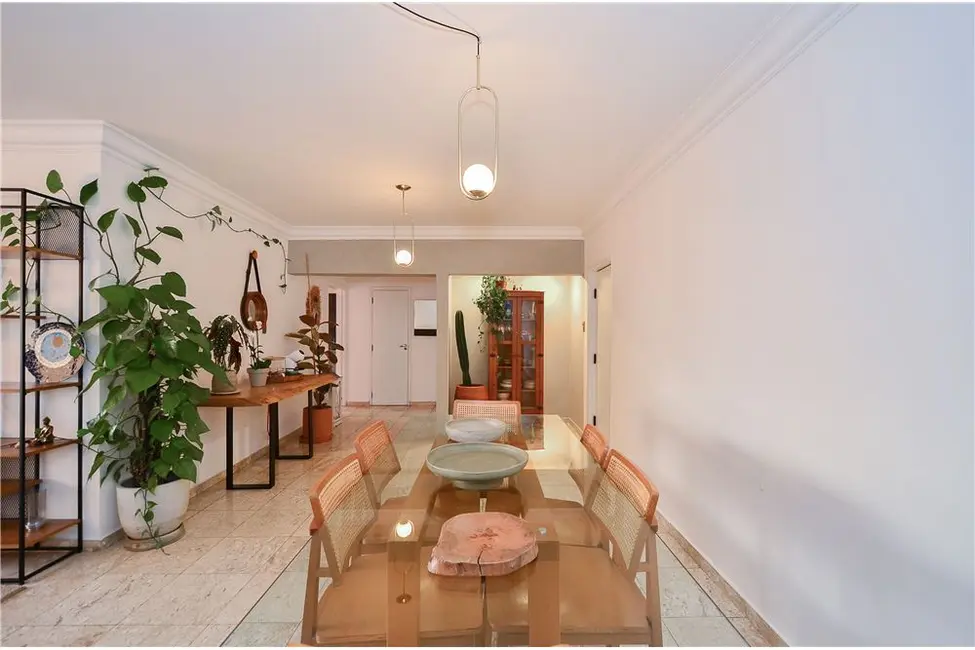 Apartamento com 2 quartos à venda, 112m2 em Vila Madalena, São Paulo - SP - imagem 5 Foto 5 de Apartamento com 2 quartos à venda, 112m2 em Vila Madalena, São Paulo - SP