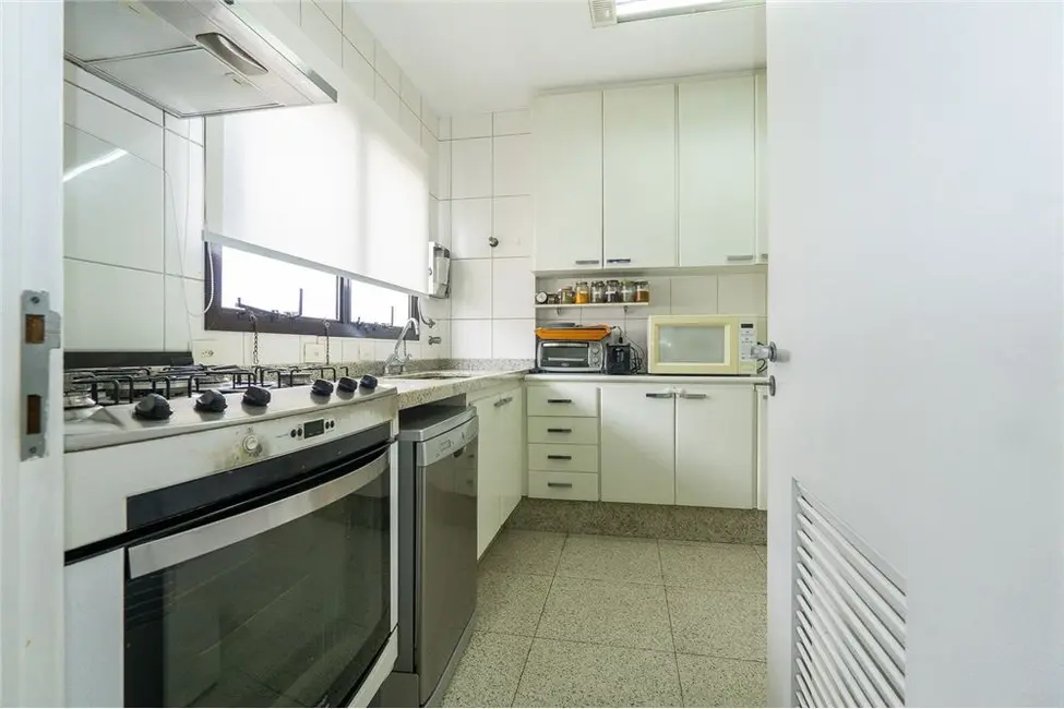 Apartamento com 4 quartos à venda, 201m2 em Moema, São Paulo - SP - imagem 3 Foto 3 de Apartamento com 4 quartos à venda, 201m2 em Moema, São Paulo - SP